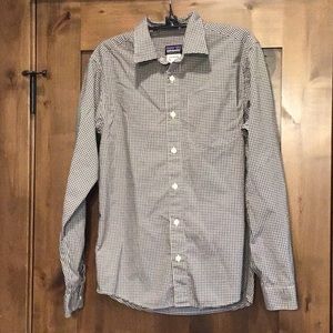 Patagonia Black and White Checkered Casual Button Down Shirt